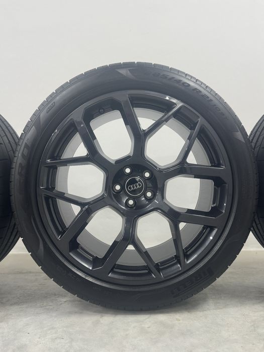Jante Audi Q7 SQ7 R21 Originale 4M Audi Sport Pirelli 34/2024 Vara 99%