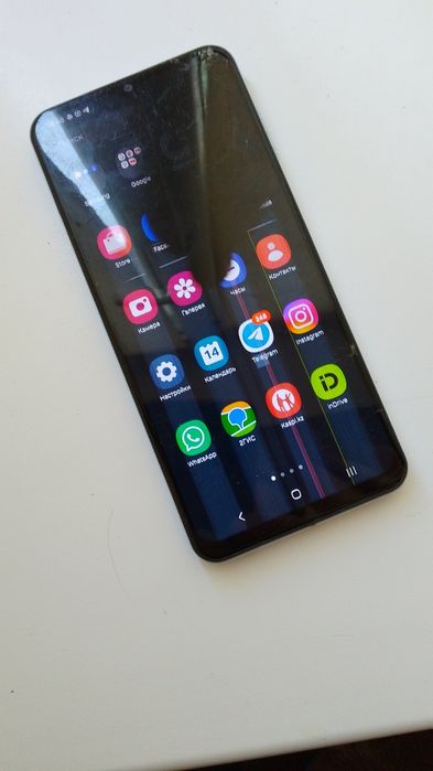 Телефон samsung a35