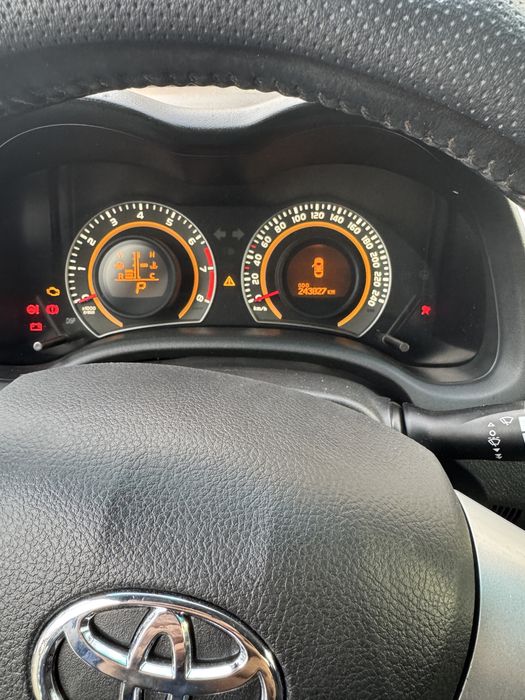 Продам Тойота короллу