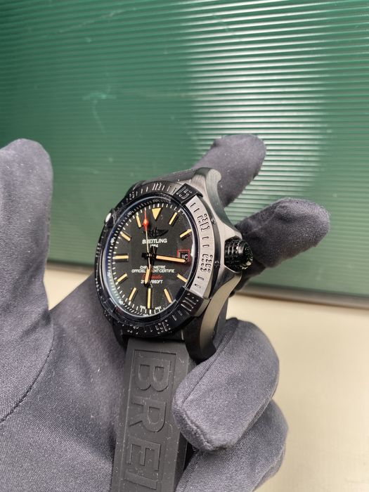 Часовник Breitling Avenger