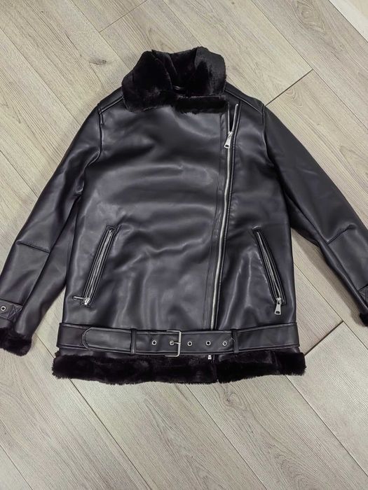 Cojoc negru L impecabil