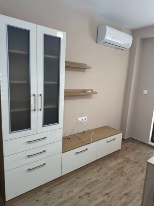 Дава се под наем Двустаен апартамент в София, Младост 4 - 60 кв.м за 647.19 € - Снимка #2