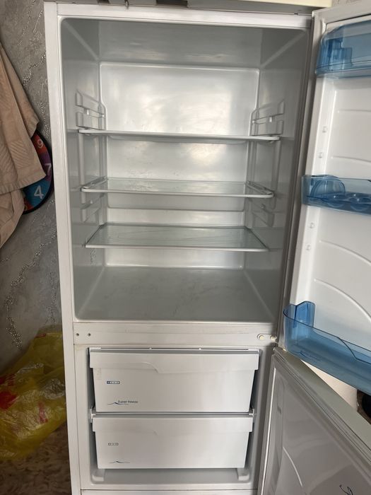 Продам холодильник