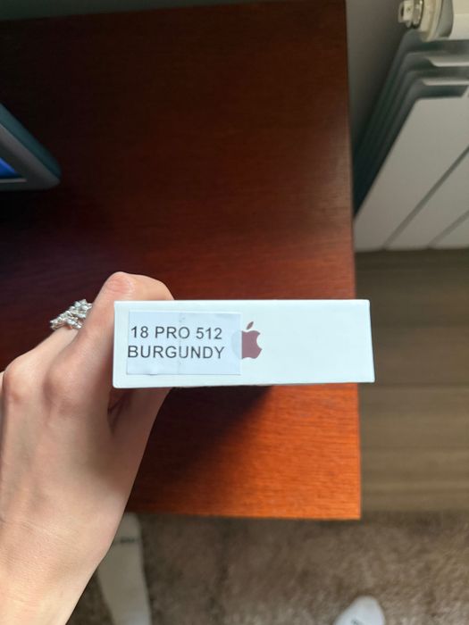 Iphone 18 Pro 512 GB Burgundy