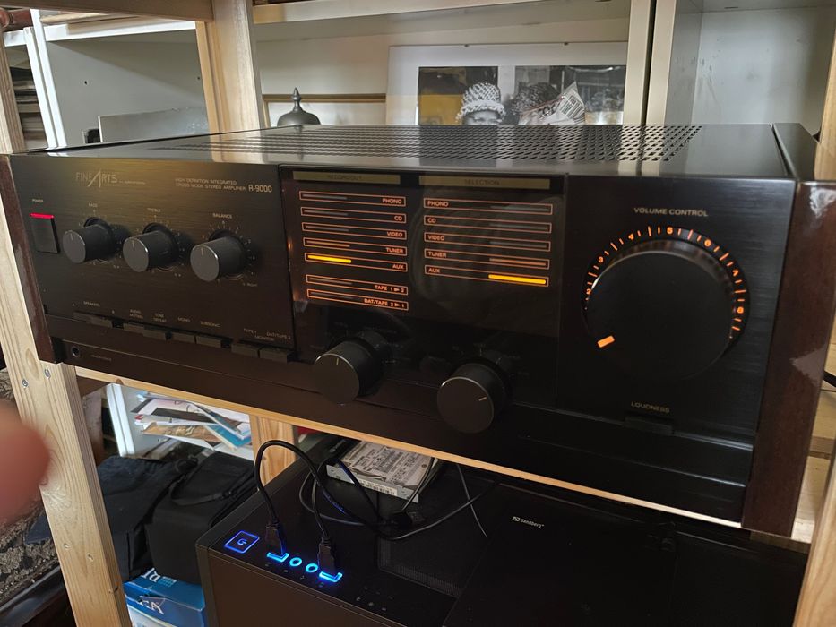 Усилвател Finearts a-9000