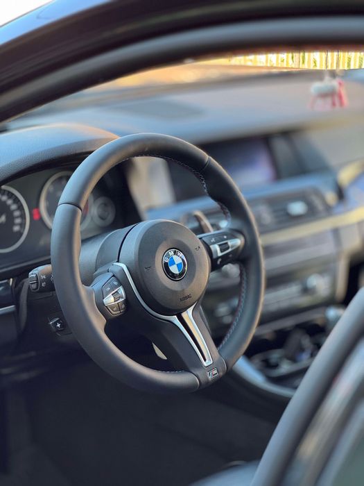 Volan BMW M pentru F10/F30/F01/X1/X3/X4/X5/X6 etc Piele Nappa/Carbon