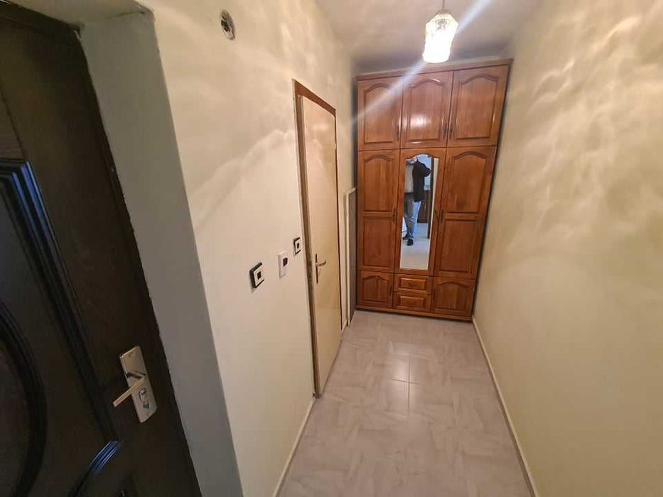 Дава се под наем Двустаен апартамент в Бургас, Възраждане - 55 кв.м за 150 € - Снимка #13