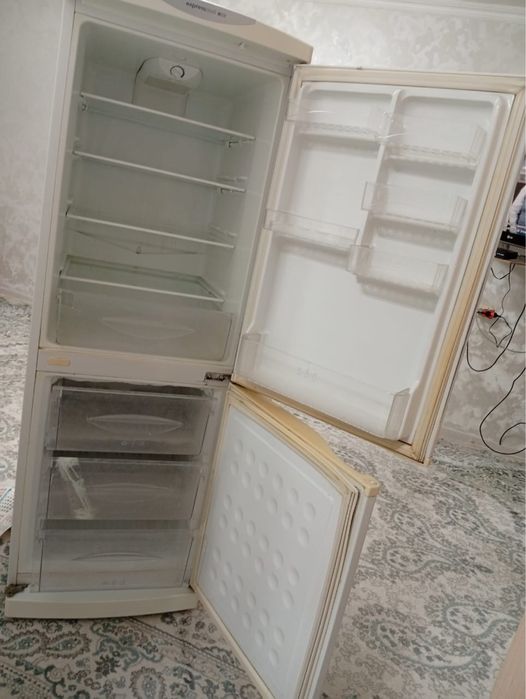 Продам холодильник