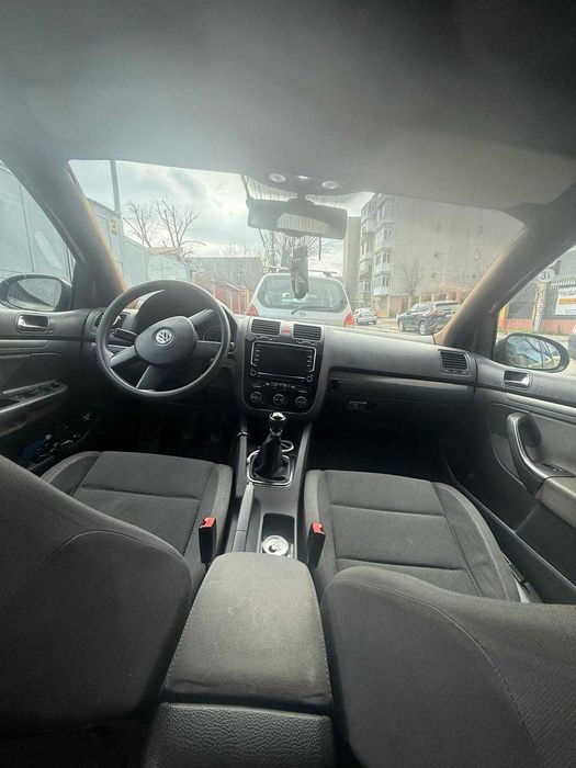 Golf 5 1.9 TDI - 105 cai