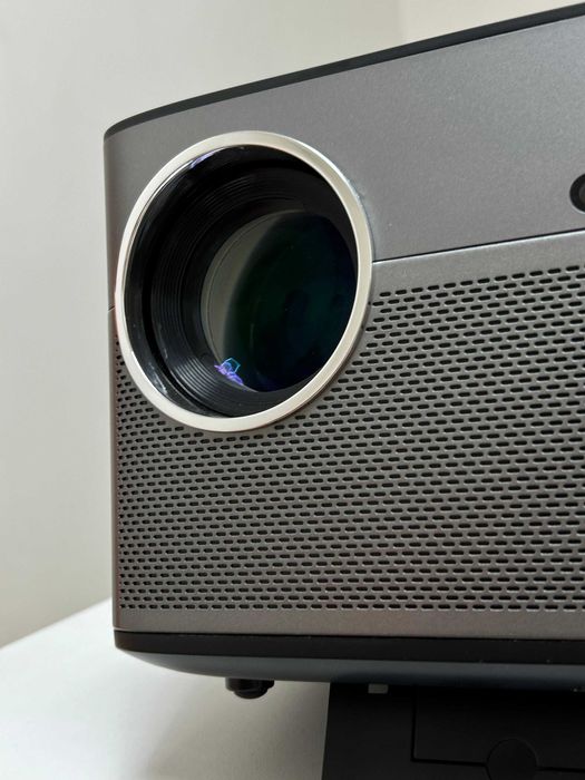 Новый проектор 3800люм