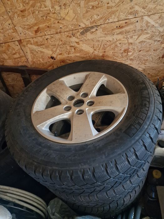 Roti Suzuki grand vitara r16