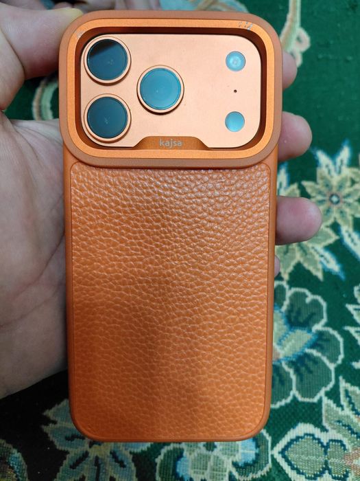 продам Айфон 17 про