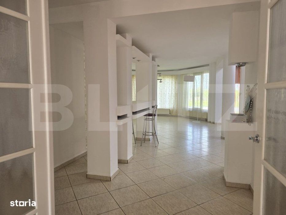 Casa  cu piscina ,7 camere, 447 mp - teren 1535mp, Vetis