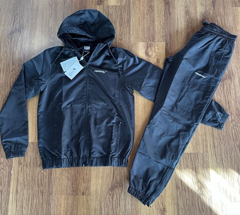 Мъжки,шушлеков,черен екип Nike Air Max с бродирано лого