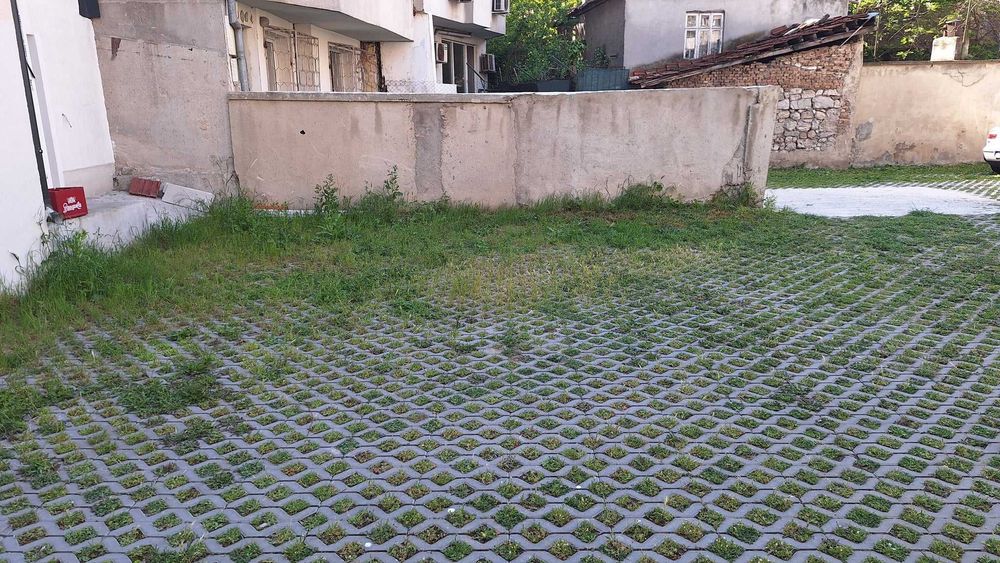 Дава се под наем Гараж / Паркомясто в Варна, Погреби - 12 кв.м за 51 € - Снимка #2