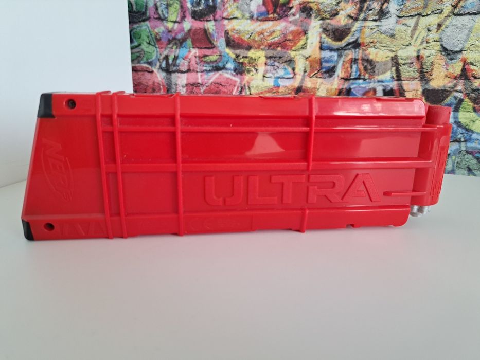 NERF Ultra Strike + подарък патрони