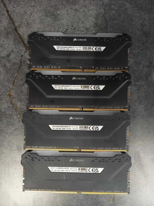 Corsair Vengeance PRO RGB 32GB (4x8GB) 3200Mhz DDR4
