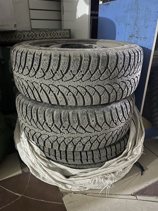 Продам зимние шины