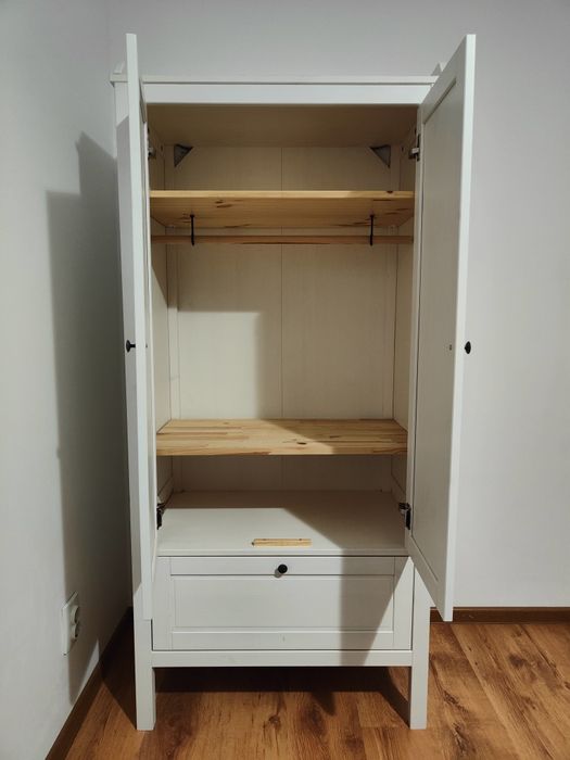 Dulap/sifonier/dressing de haine de la ikea