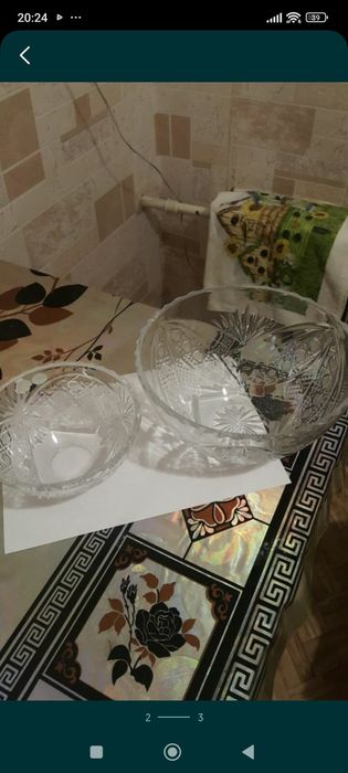 Продам хрустальные вазы