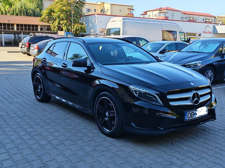 MERCEDES-BENZ GLA 2015 — imagine 2