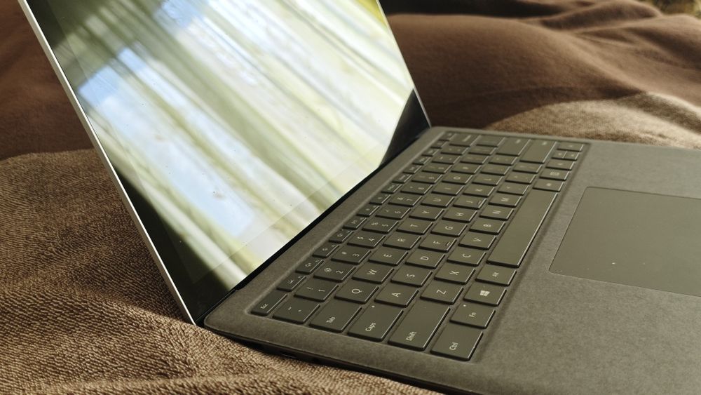 Surface laptop 4