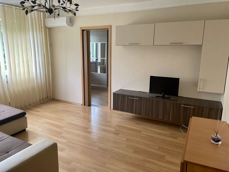 Inchiriez apartament 2 camere