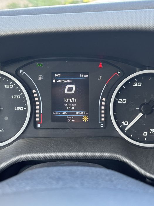 Vand/ schimb Iveco Daily 3.5T 2022 / 220.000km / cub / lift / Euro 6