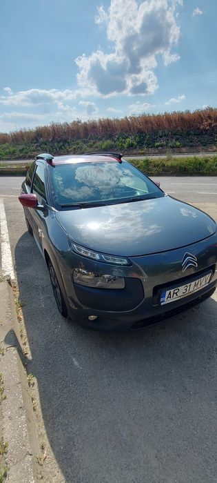 Vând Citroen C4 Cactus