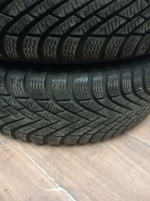 Anvelope de iarna 195 65 15 pirelli  2021
