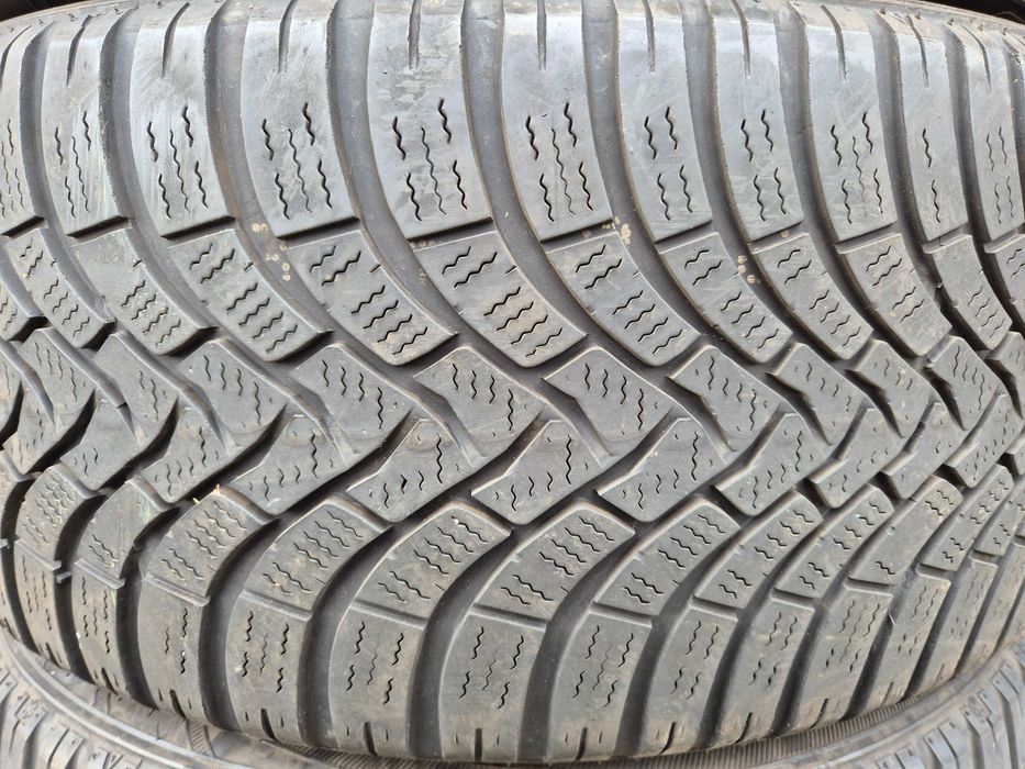 4 Anvelope de IARNA - 235/45/18 - FALKEN - Stare Foarte BUNA DOT 2021