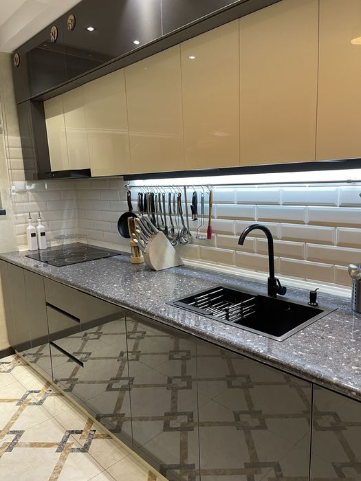 Сдается 3 комнатная квартира.Аэропорт