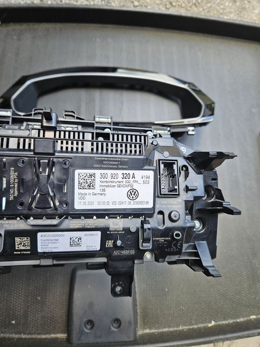 Дигитално табло virtual cokpit пасат 8.5