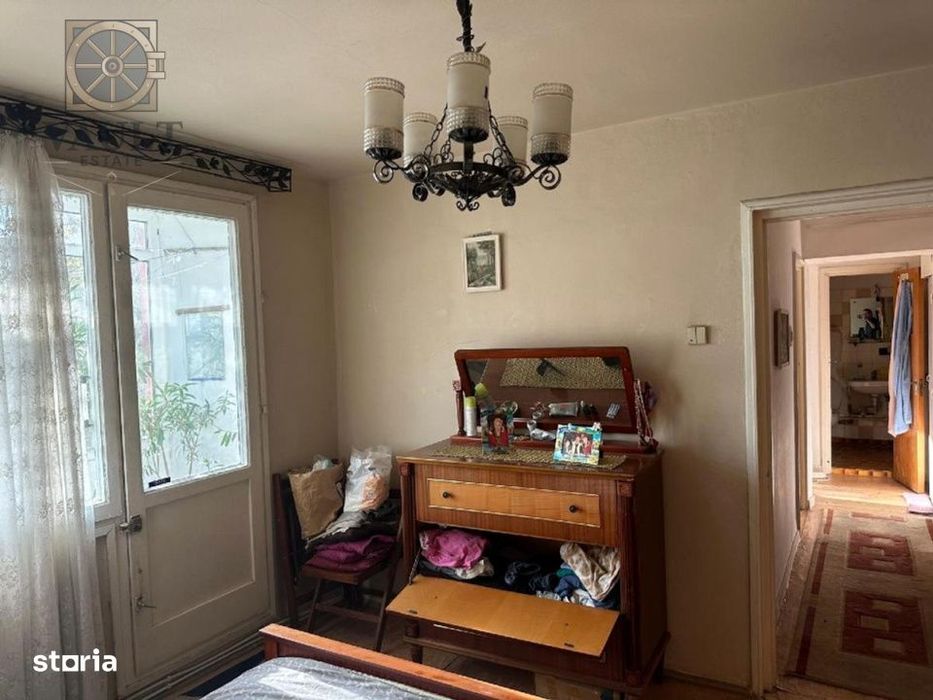 Apartament 4 camere - zona Berceni