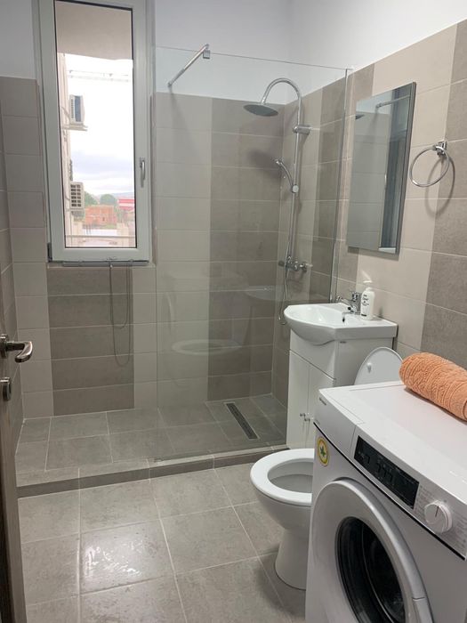 Apartament de închiriat