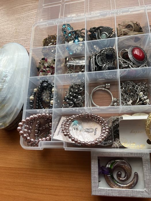 Кутия с бижута-комплект