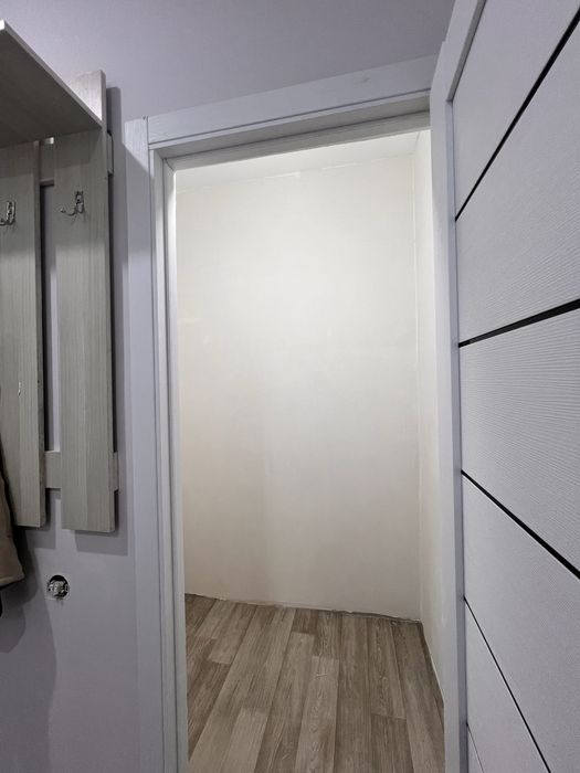 Продается 1 комн кв в мкрн Кунаева