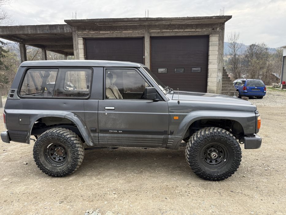 Nissan patrol y60