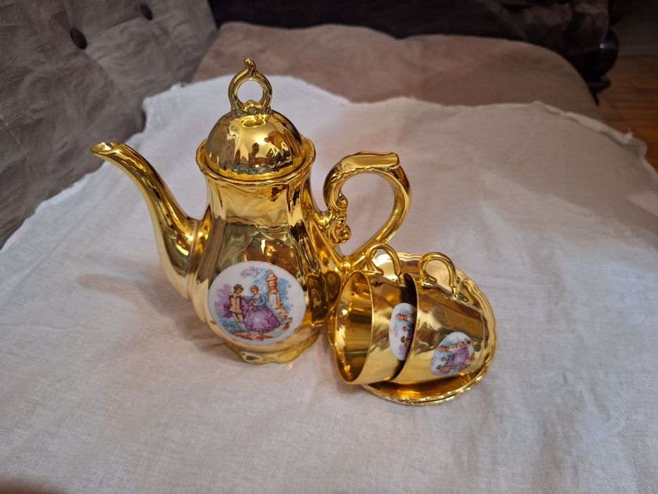 Чайный сервиз на 6 персон
