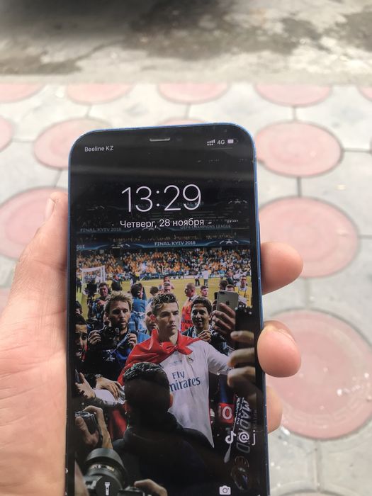 Iphone 12 64гб срочна сатылады