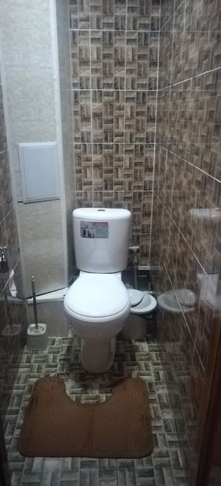 Срочно квартира сотилади.