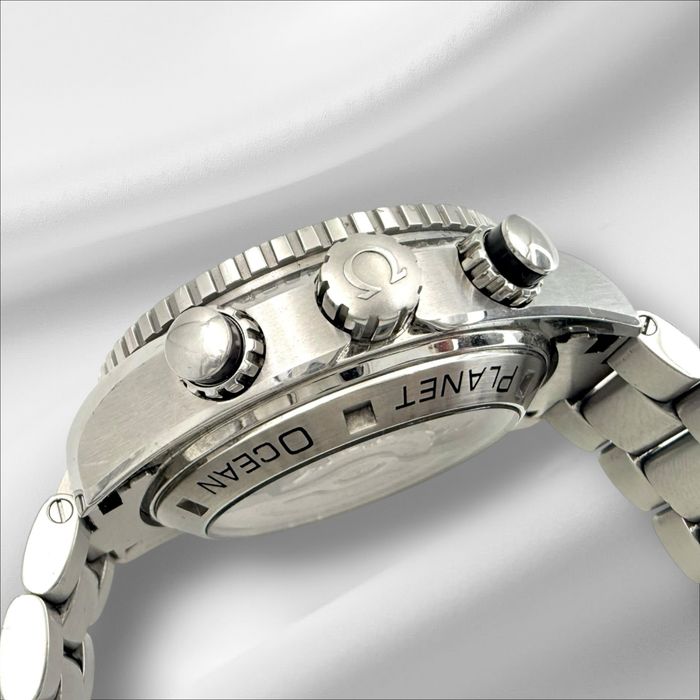 Omega Seamaster Planet Ocean 600M Co-Axial Chronograph 45.5mm мъжки часовник