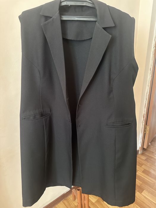 Костюм жилеты 58-60 размера б/у