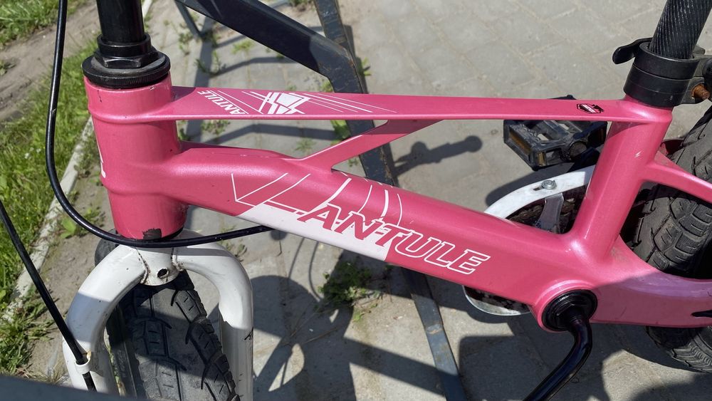 Детский велосипед, колеса 14 дюймов