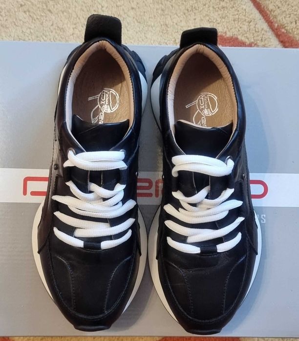 Дамски обувки - Puma, Skeshers, Urbanfly, Diverso, Lio.Jo