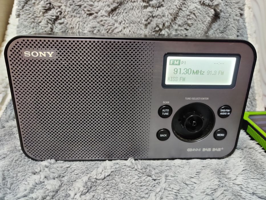 Radio Sony XDR-S60-DBP Fm Dab AuX 
FM,DAB+,AUX