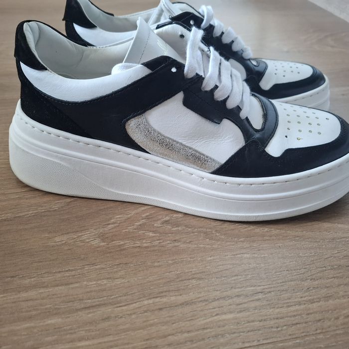 Уникални дамски кецове