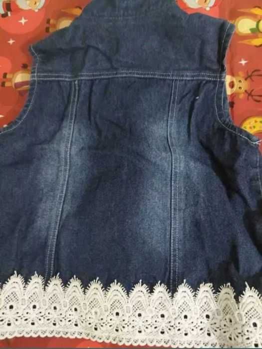 Vestă blug cu broderie fete