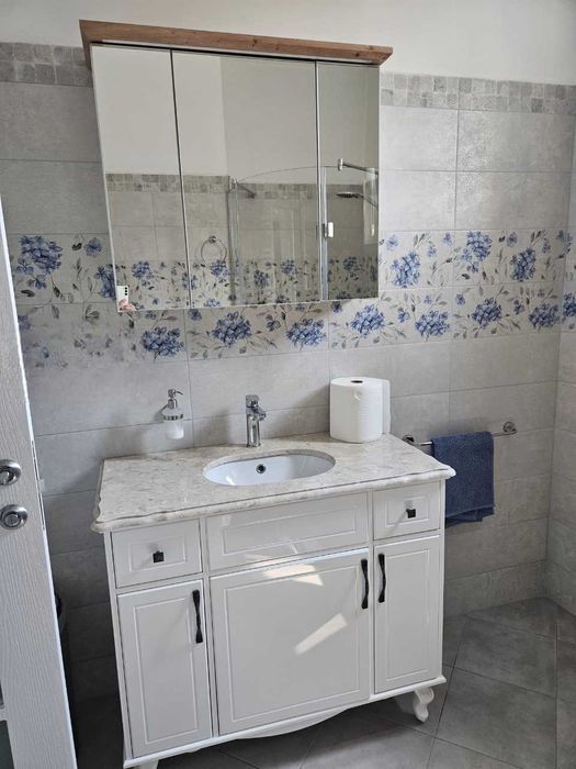 Дава се под наем Двустаен апартамент в София, Център - 67 кв.м за 847.62 € - Снимка #4