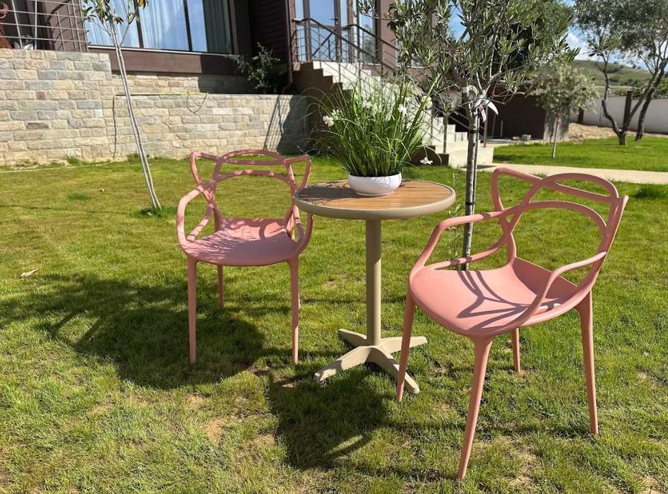 Трапезен стол Виена 15 цвята -полипропилен розов